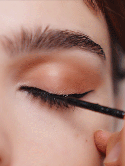 MAGNETIZING EYES FULL & FABULOUS LASH + LINER SET