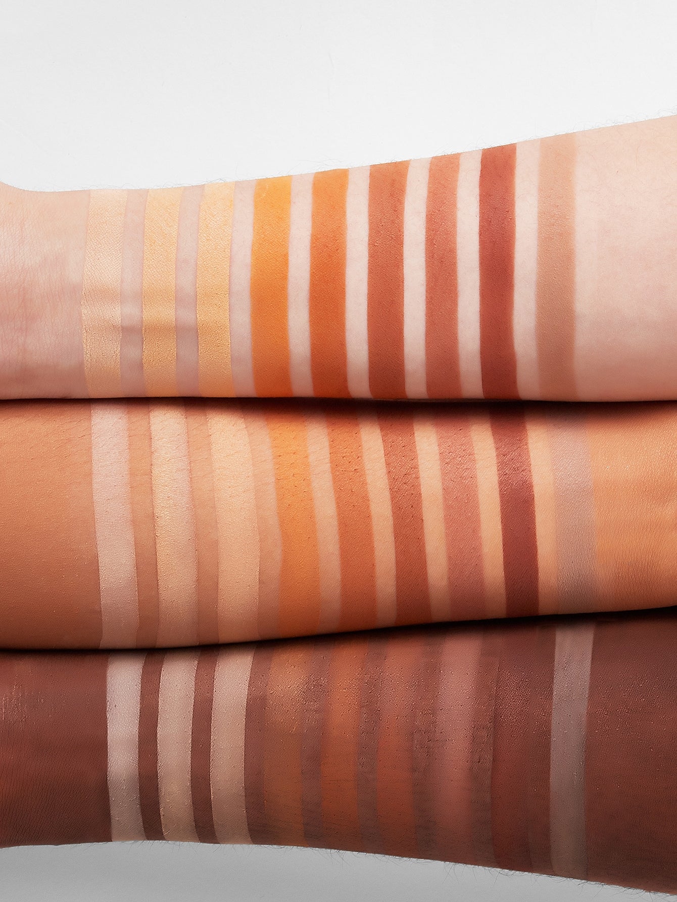 NINE TO FINE EYESHADOW PALETTE-NOMADIC