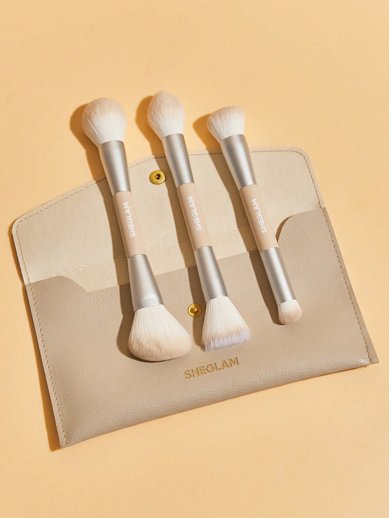 GLAM 101 FACE ESSENTIALS BRUSH SET WITH BAG